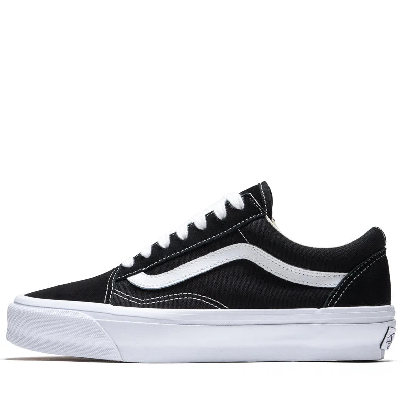 Waterproof Loafers Vans Old Skool 36 LX - Black/White