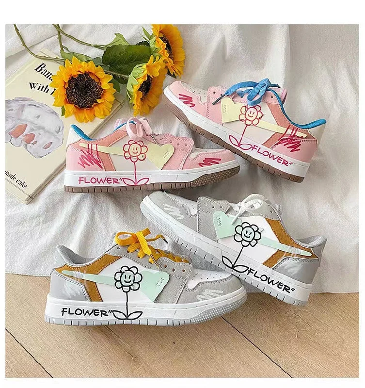 Breathable Sports Shoes Women's Graffiti Flower Heart Slip on Sneakers Shoes