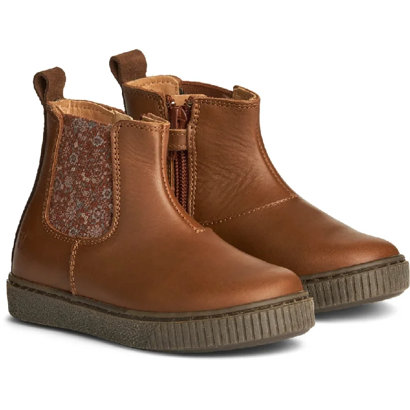 Fashionable Work Sneakers Indy Chelsea Bootie - dry clay