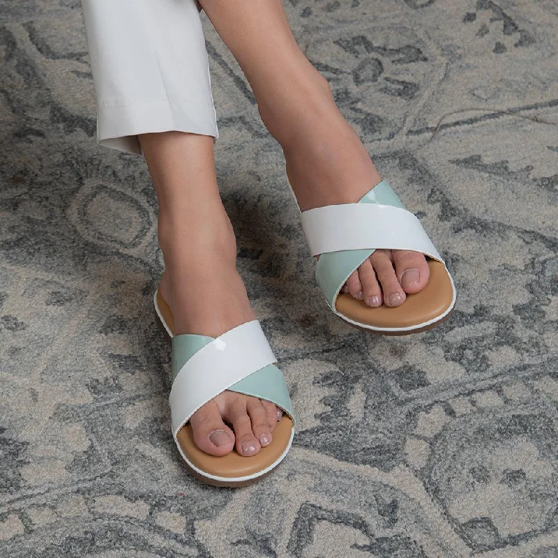 Unbeatable Savings Await The Cyne Green Women's Casual Flats Tresmode