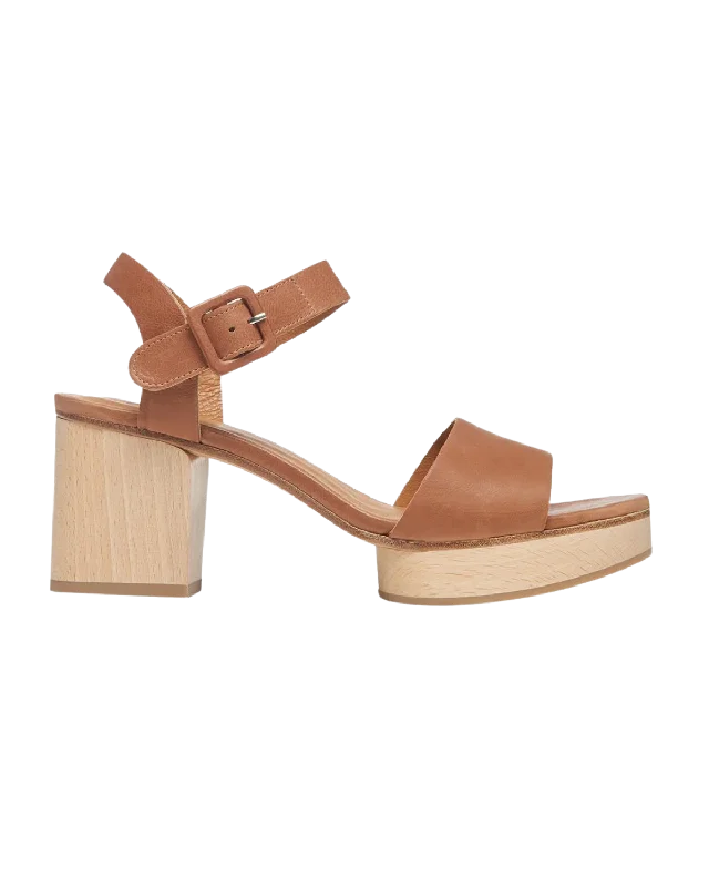Best Sneakers For Work Riviera Clog (Cuoio Leather)