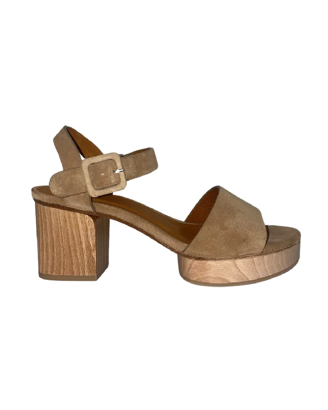 Winter Casual Shoes Riviera Clog (Tobacco Split Suede)