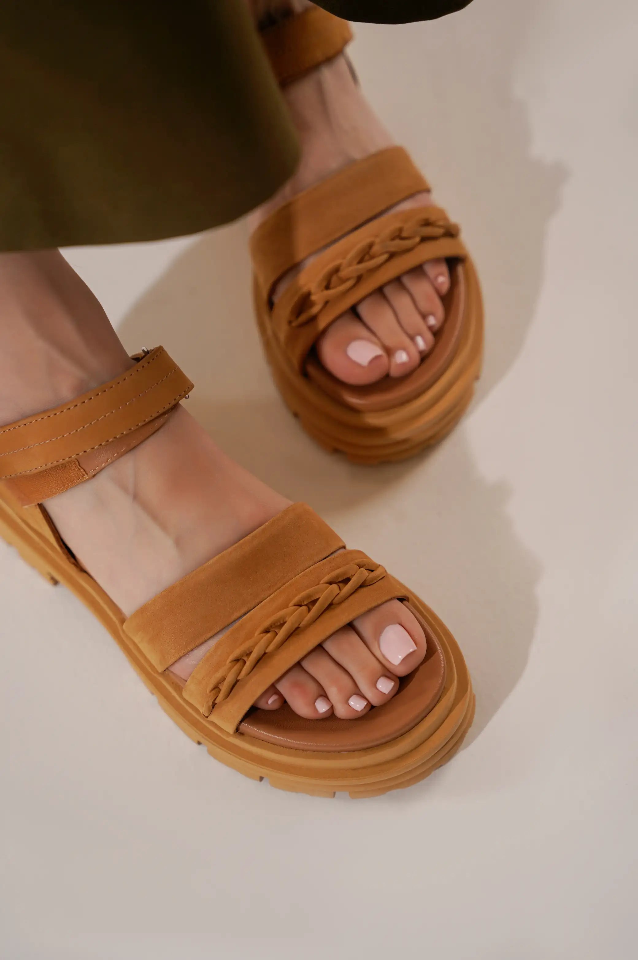 Cozy Winter Boots CHUNKY SANDALS