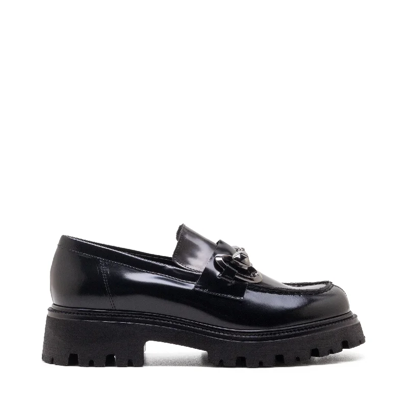 black and lava asport