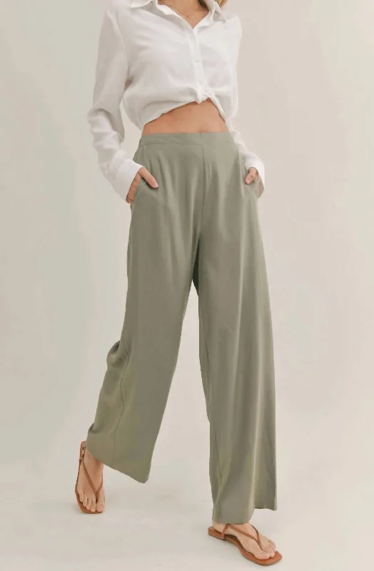 Women’s Designer Shoes Cassidy Wide Leg Pant In Olive