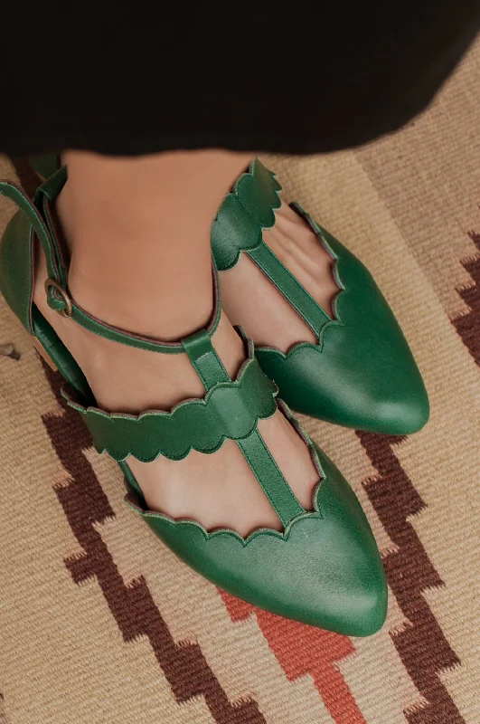 Stylish Platform Boots Gardenia Pointy Toe Leather Flats