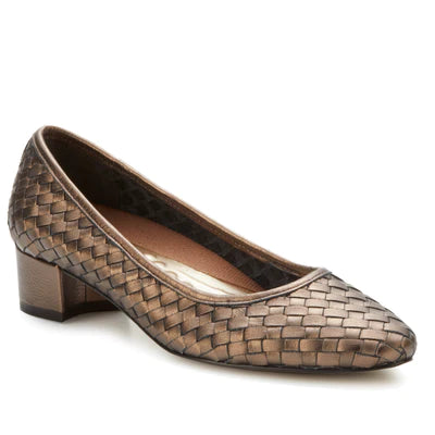 Casual Hiking Sandals Harriet Pump: Bronze Leather I Walking Cradle