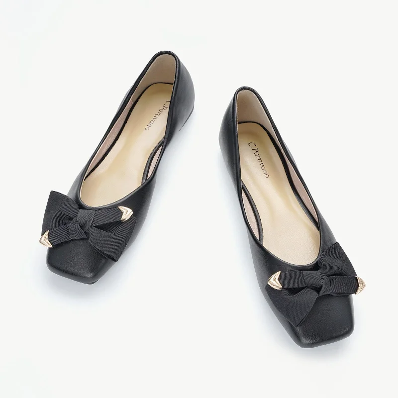 Chic High Heels Collection Metal Bow Ballerina Flats (Eva)