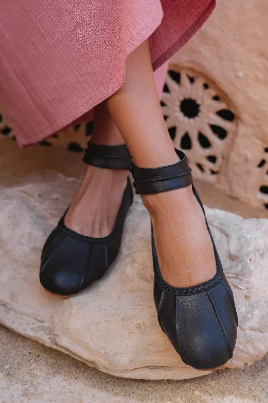 Comfortable Lace-Up Boots Muse Ballet Flat