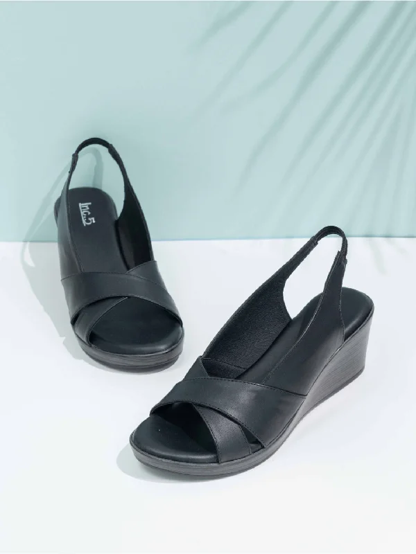 Stylish Sneakers For Running Womens Black Party Wear Solid Round Toe Wedges Heel Sandals