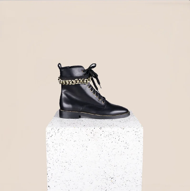 Fashionable Summer Shoes Asti Due Chain - Black Leather