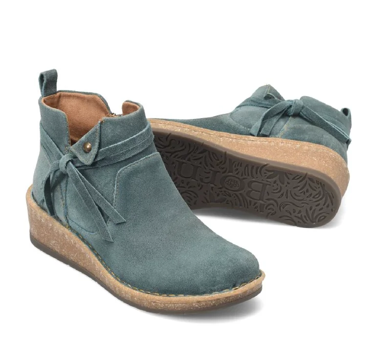 Best Flat Shoes Online Born Women's Vaughn Teal (Ottanio) Distressed Wedge Shoe BR0062321 Best Flat Shoes Online Born Women's Vaughn Teal (Ottanio) Distressed Wedge Shoe BR0062321