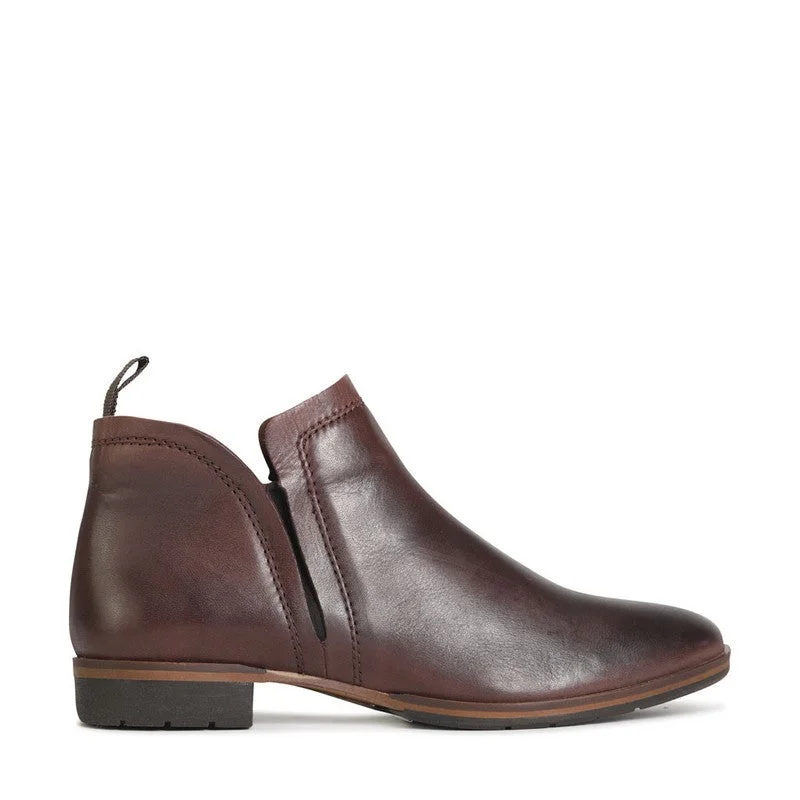 Affordable Hiking Shoes Eos Gaid Brown Ankle Boot
