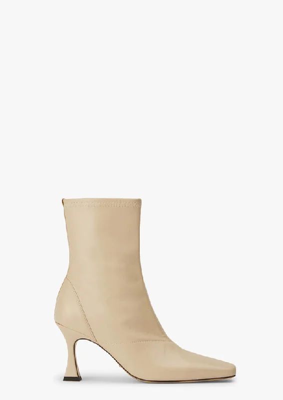 Comfortable Slippers For Home Fomo Vanilla Nappa