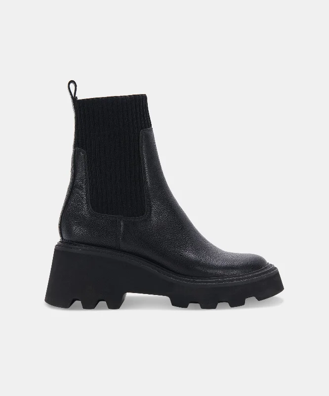Comfortable Snow Sneakers HOVEN BOOTS BLACK LEATHER