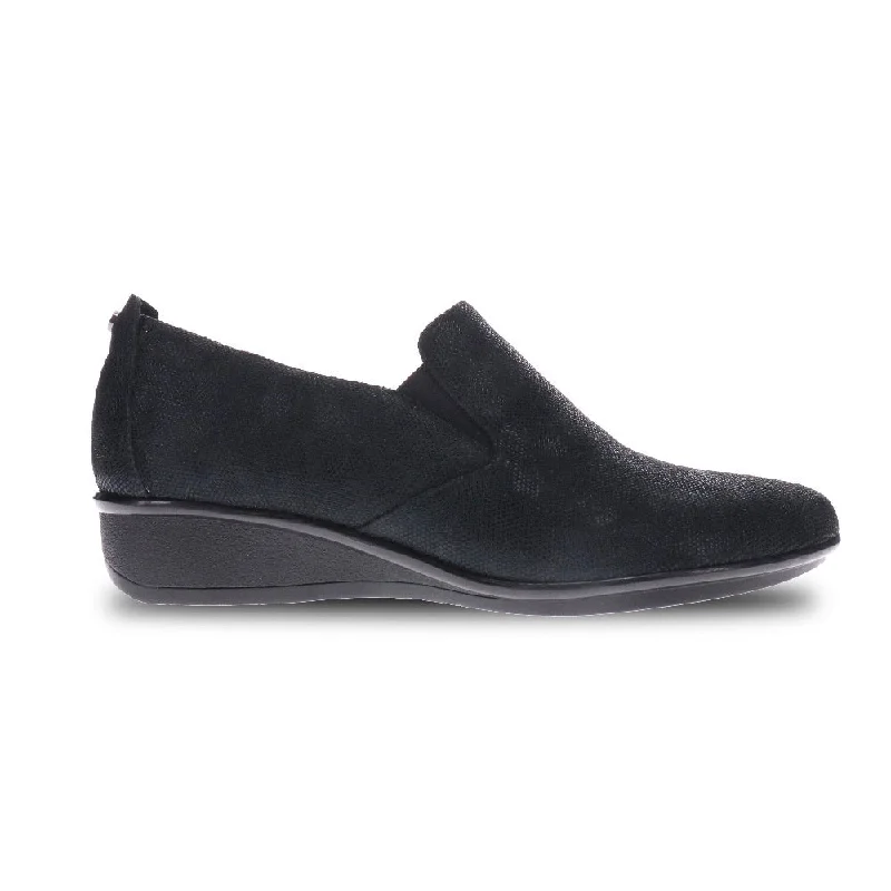 Durable Sports Sneakers Revere Women's Jamaica Slip On Loafer Black Angle