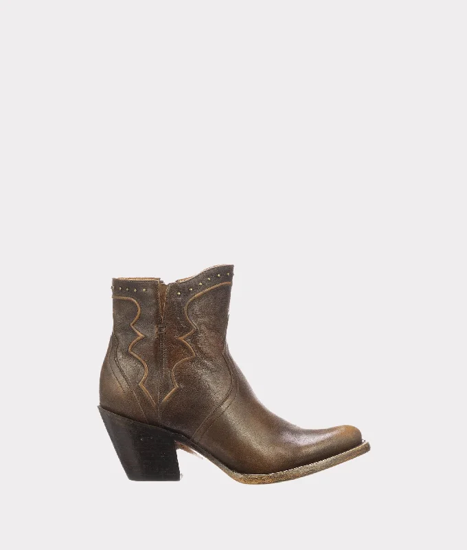 Stylish Winter Footwear Karla :: Maple + Matte Black