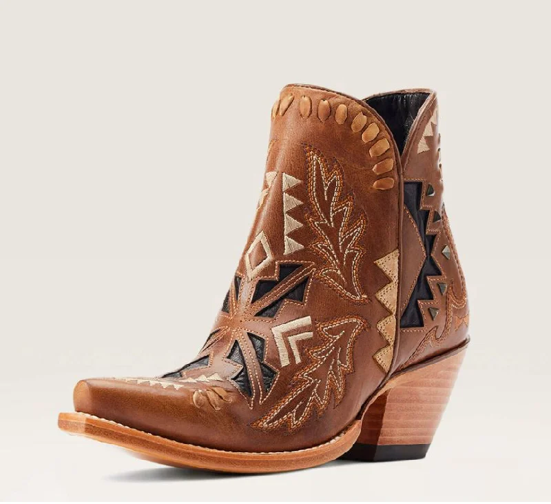 Fashionable Moccasins Ariat Women's Mesa Amber Bootie