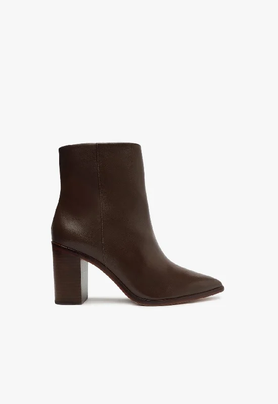 Vintage Sneakers Collection Magali Block Leather Bootie