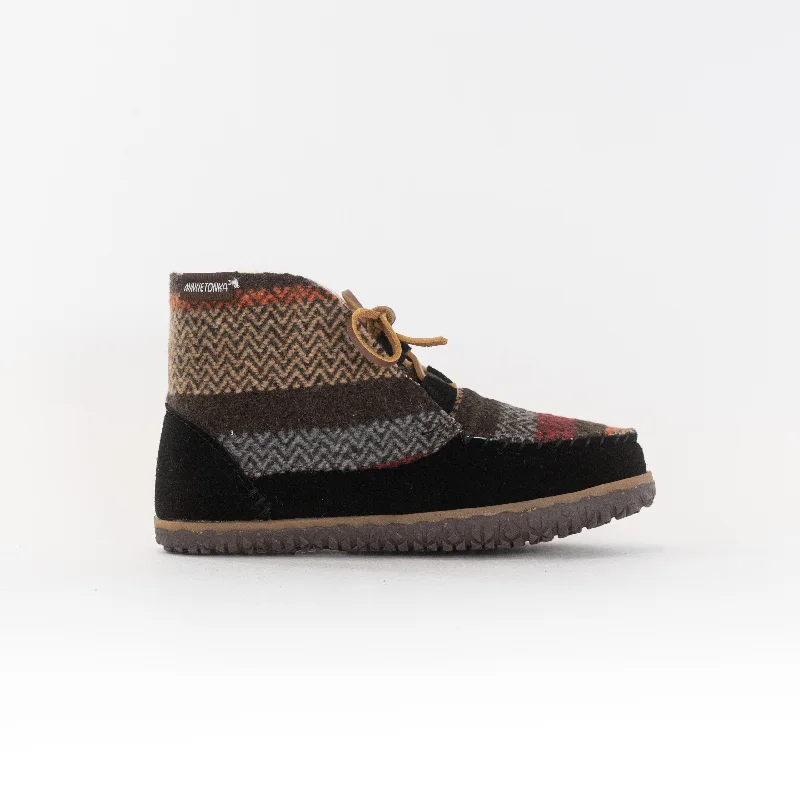 Elegant Casual Footwear Minnetonka Torrey (Women's) - Black Multi