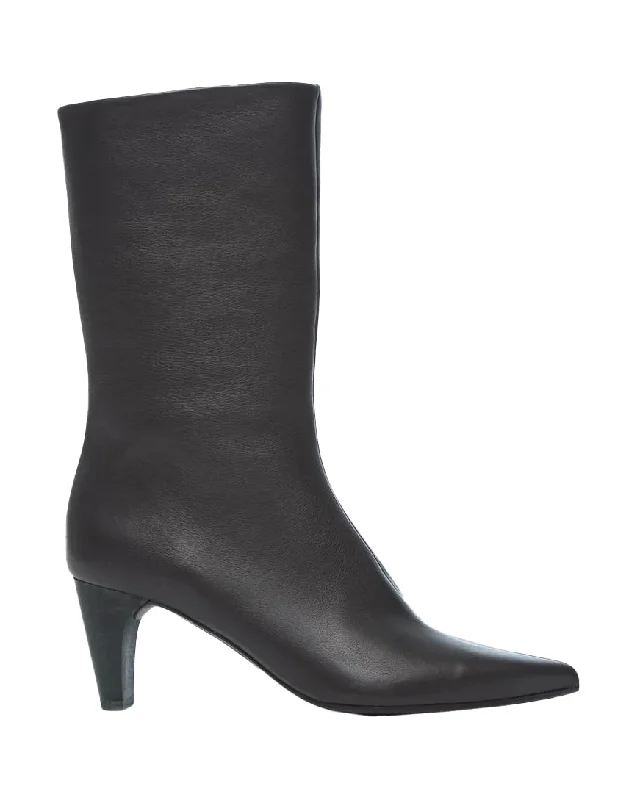 Comfortable Winter Sandals Platinum Mid Wooden Heel Bootie (Savana Black)