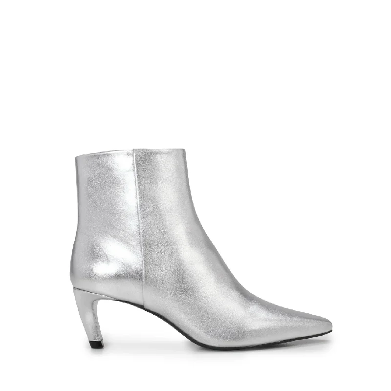 Outdoor Shoes Collection Quinley
