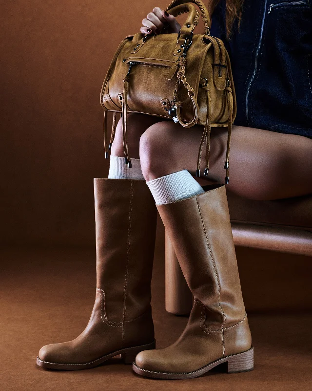 Trendy Walking Boots RIGGS BOOT AND BAG BANANA LEATHER BUNDLE