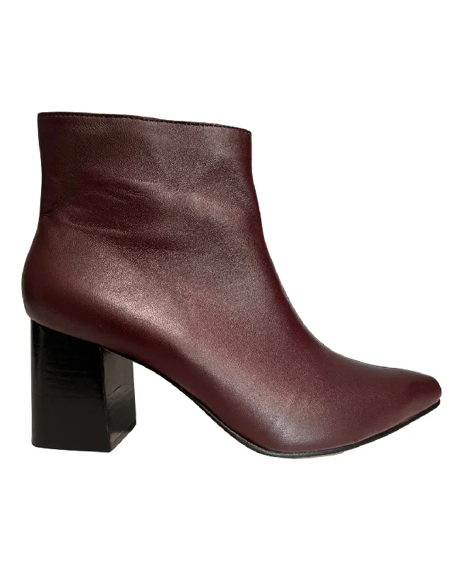 Durable Sports Sneakers Vania Split Toe Ankle Bootie (Wine Leather)