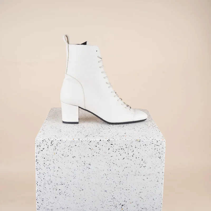 Comfortable Dress Flats Venezia - Ivory