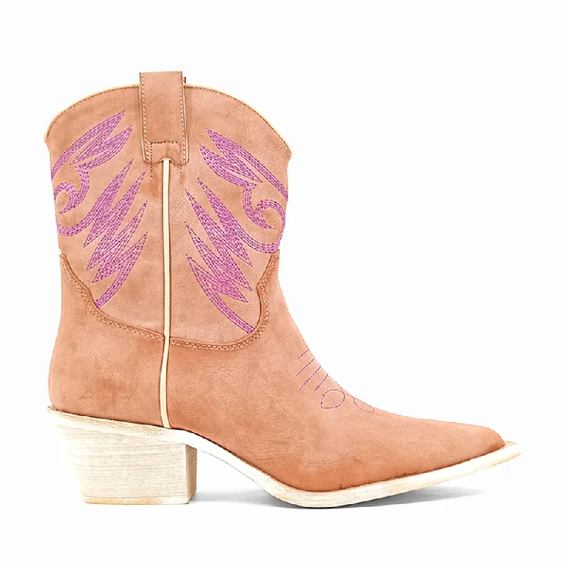 Stylish Winter Footwear Zahara Embroidered Pointed Toe Cowboy Boots